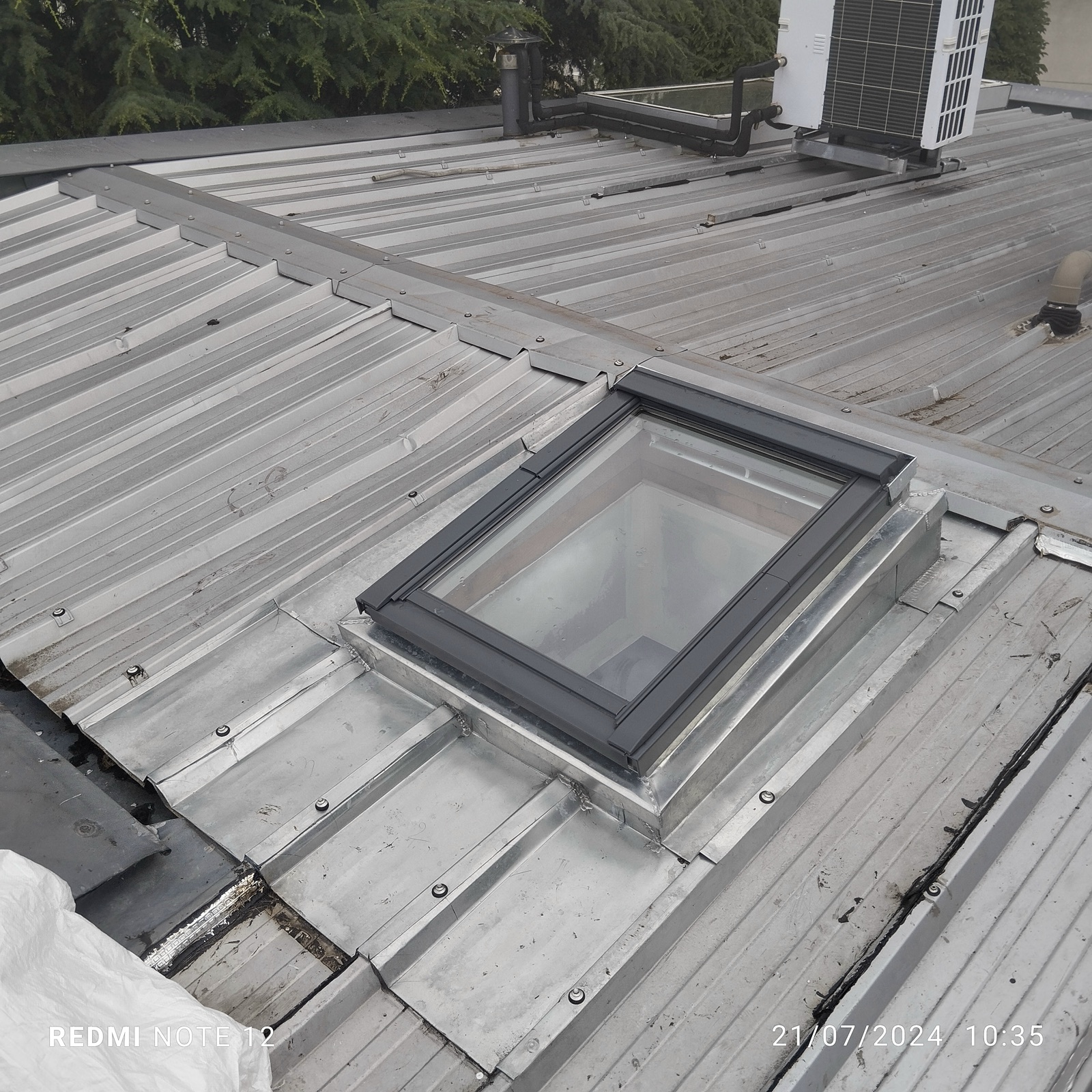 Après - Reparation toiture zinc : soudure et etancheite